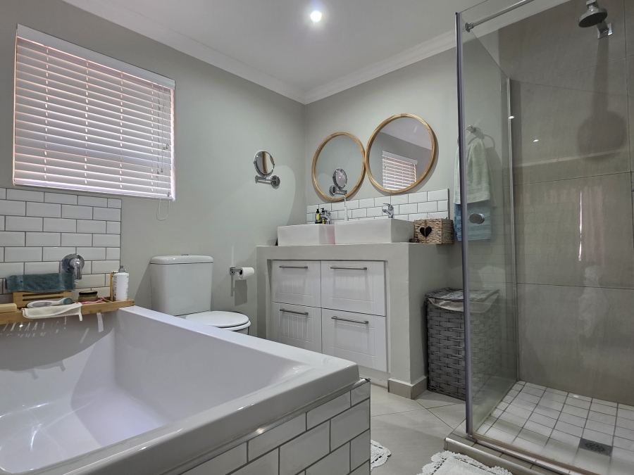 3 Bedroom Property for Sale in Noorsekloof Eastern Cape